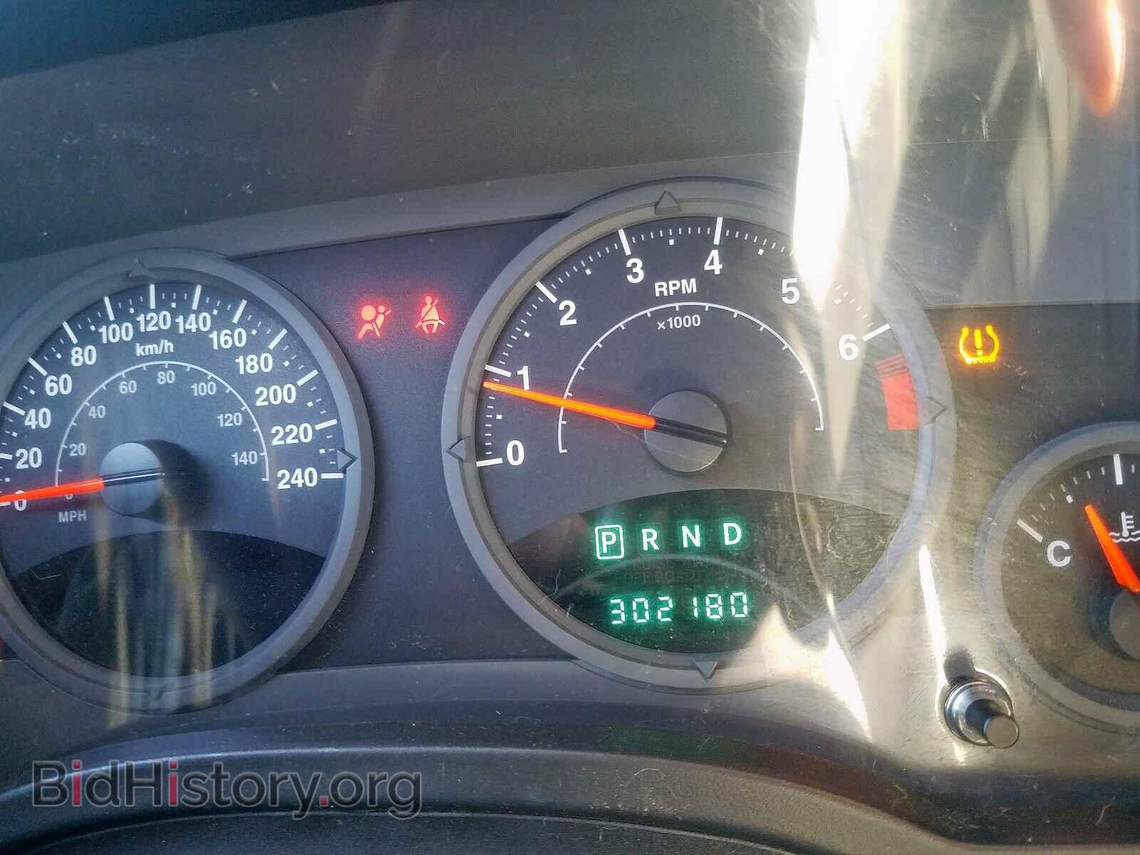 2008 JEEP COMPASS - VIN: 1J8FF47WX8D680402 - Фото 8