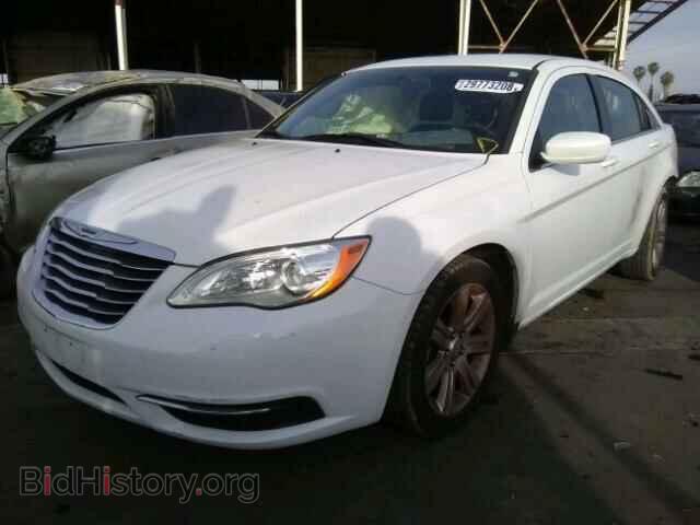 2013 CHRYSLER 200 - VIN: 1C3CCBAB3DN669389 - Photo 2