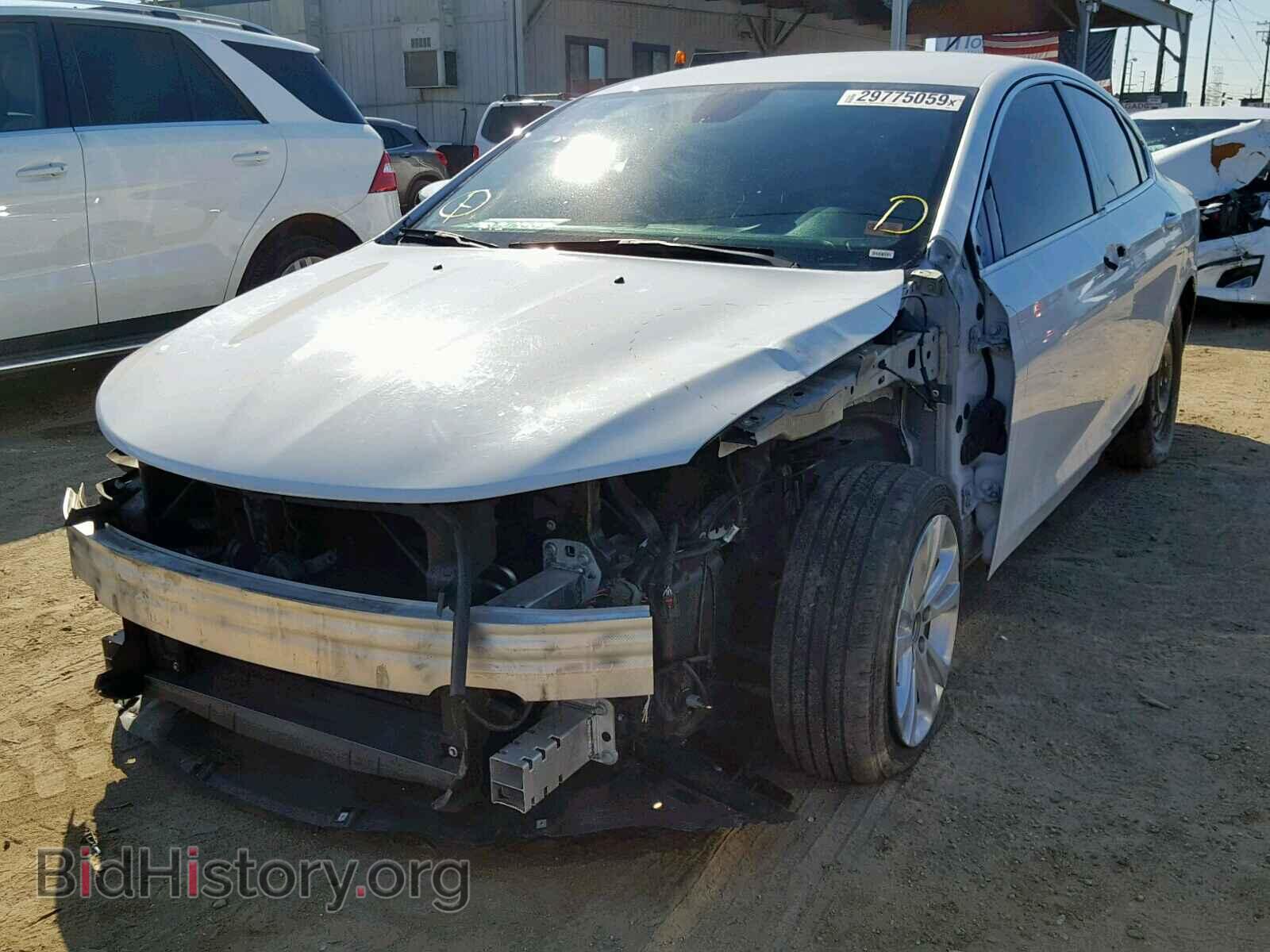 2016 CHRYSLER 200 - VIN: 1C3CCCAB6GN107836 - Фото 2