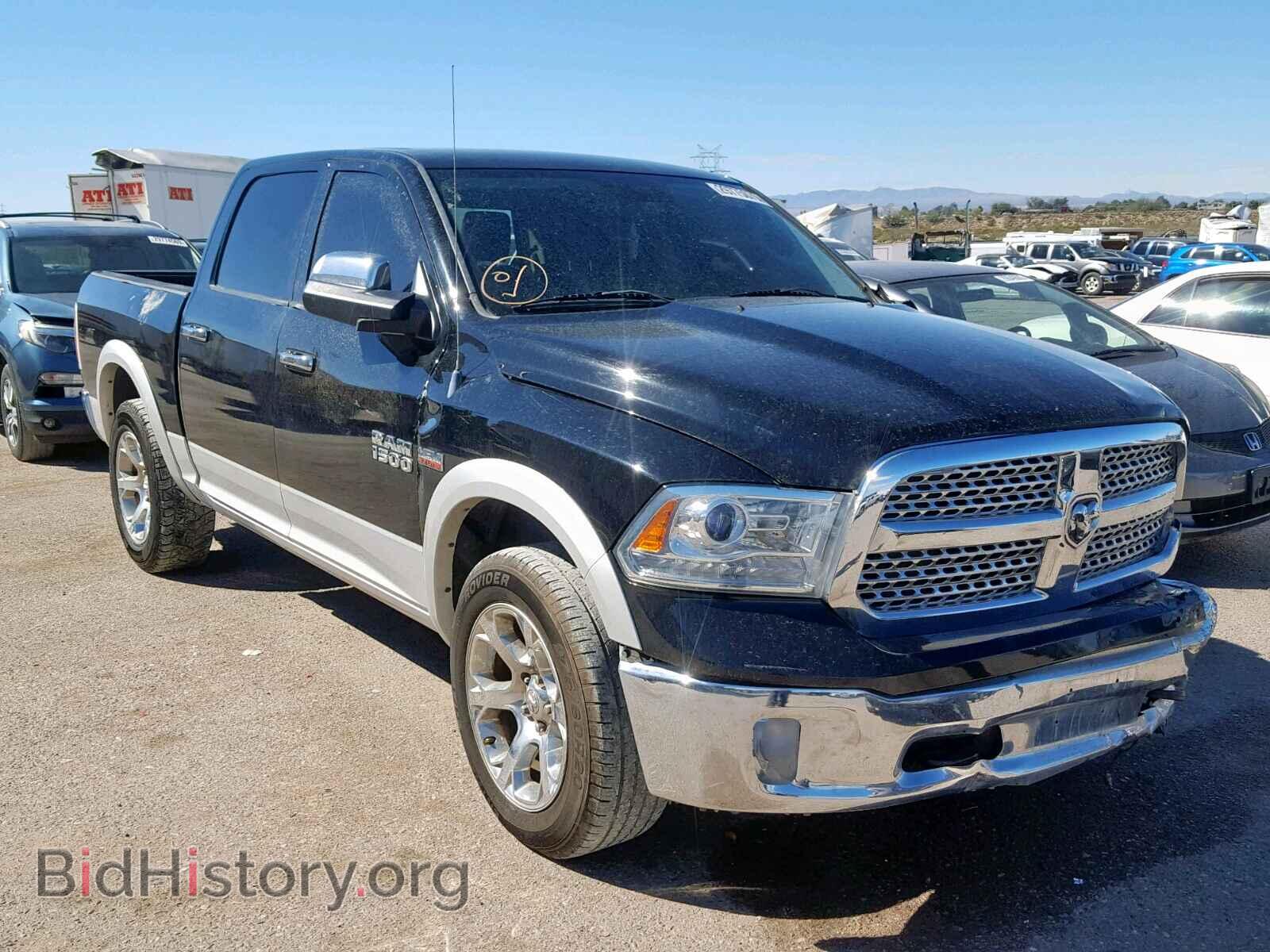 Photo  - RAM 1500 LARAM 2014