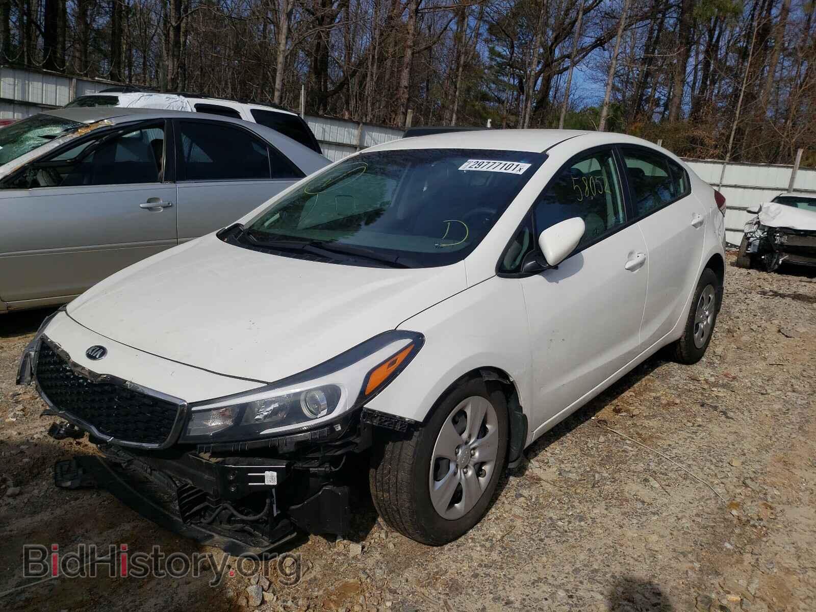 2017 KIA FORTE - VIN: 3KPFK4A72HE067595 - Фото 2