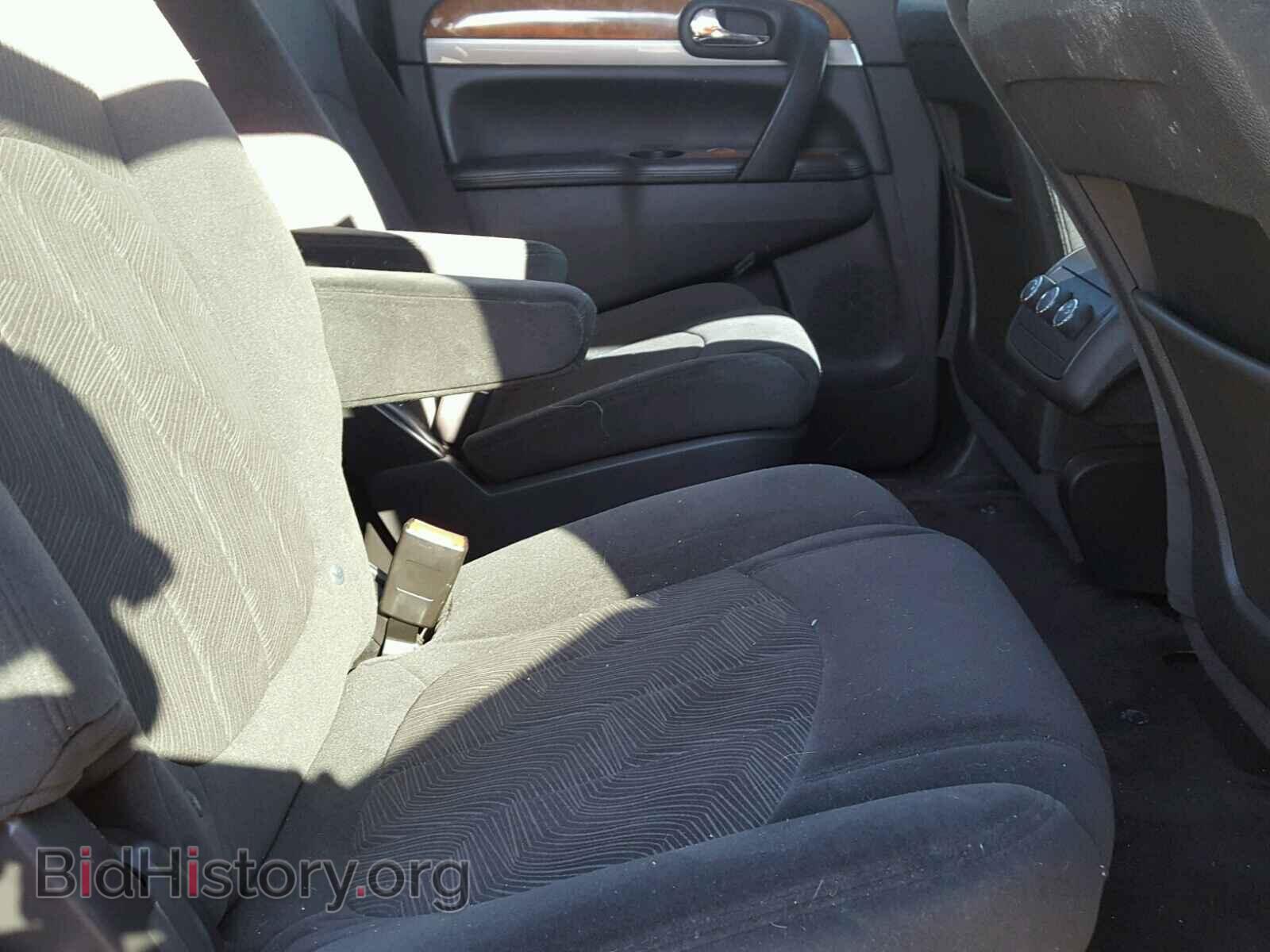 2011 BUICK ENCLAVE - VIN: 5GAKRAED7BJ216734 - Фото 6