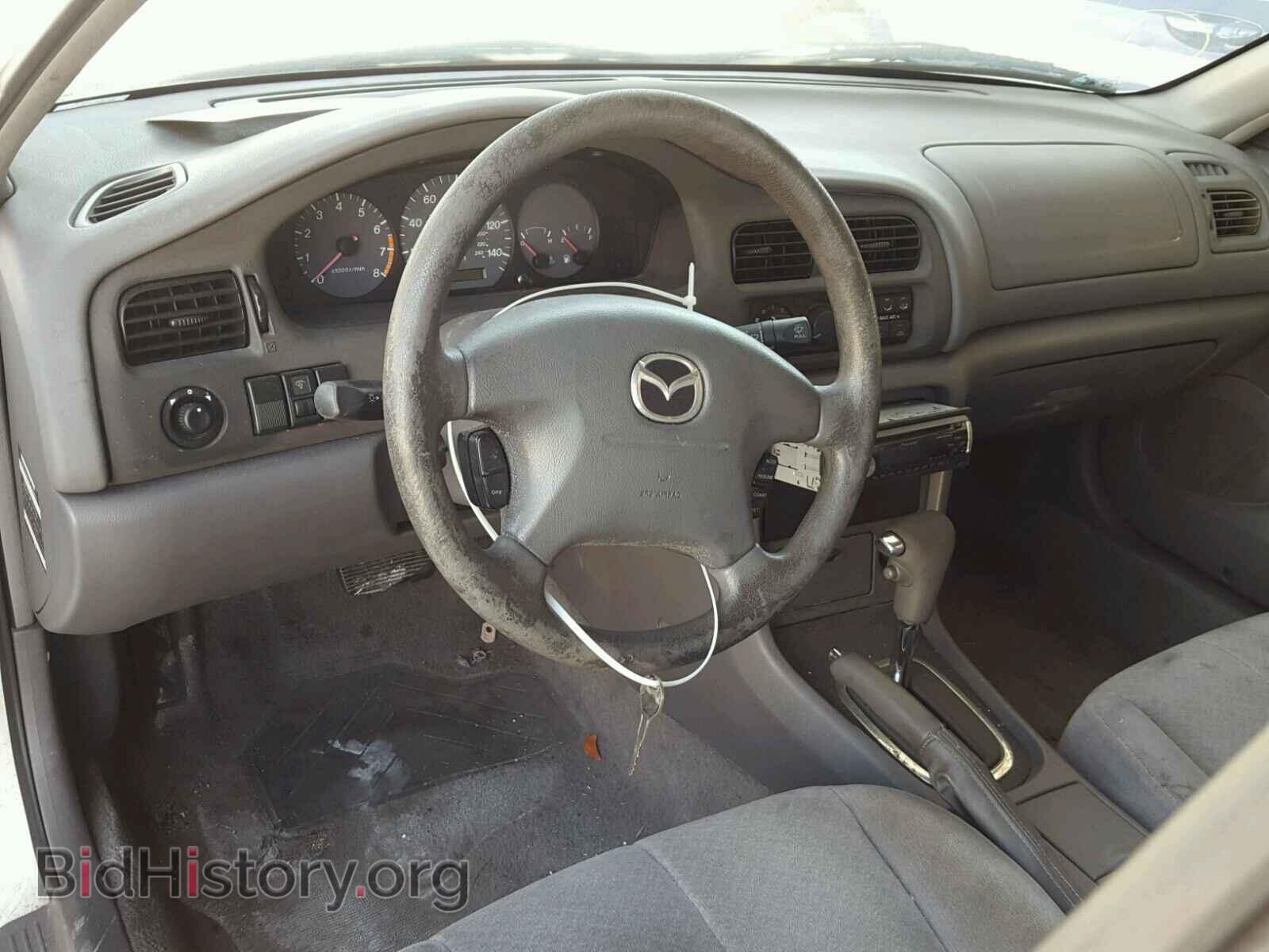 2000 MAZDA 626 - VIN: 1YVGF22C8Y5107838 - Фото 9