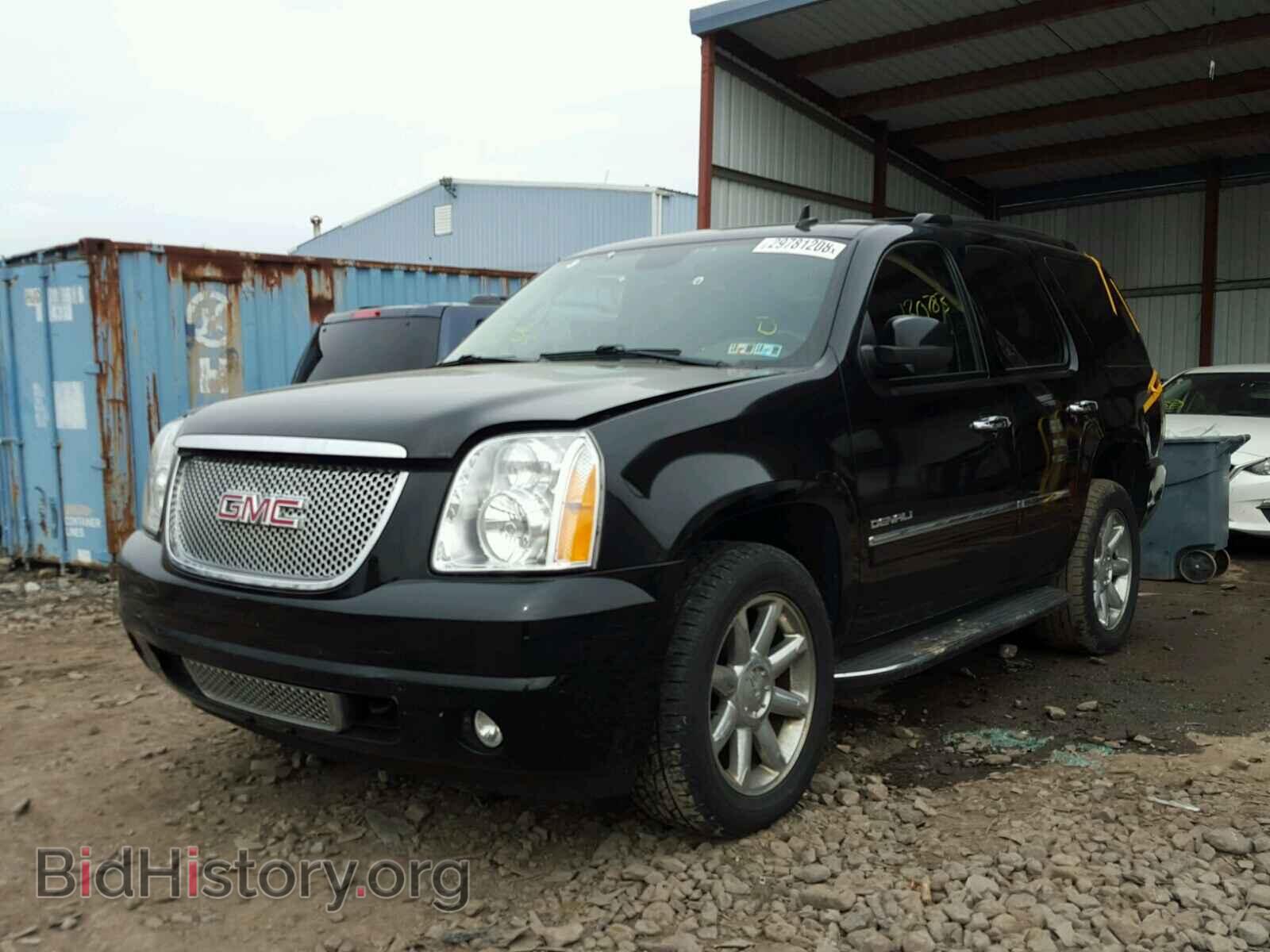 2011 GMC YUKON - VIN: 1GKS2EEF1BR175647 - Фото 2