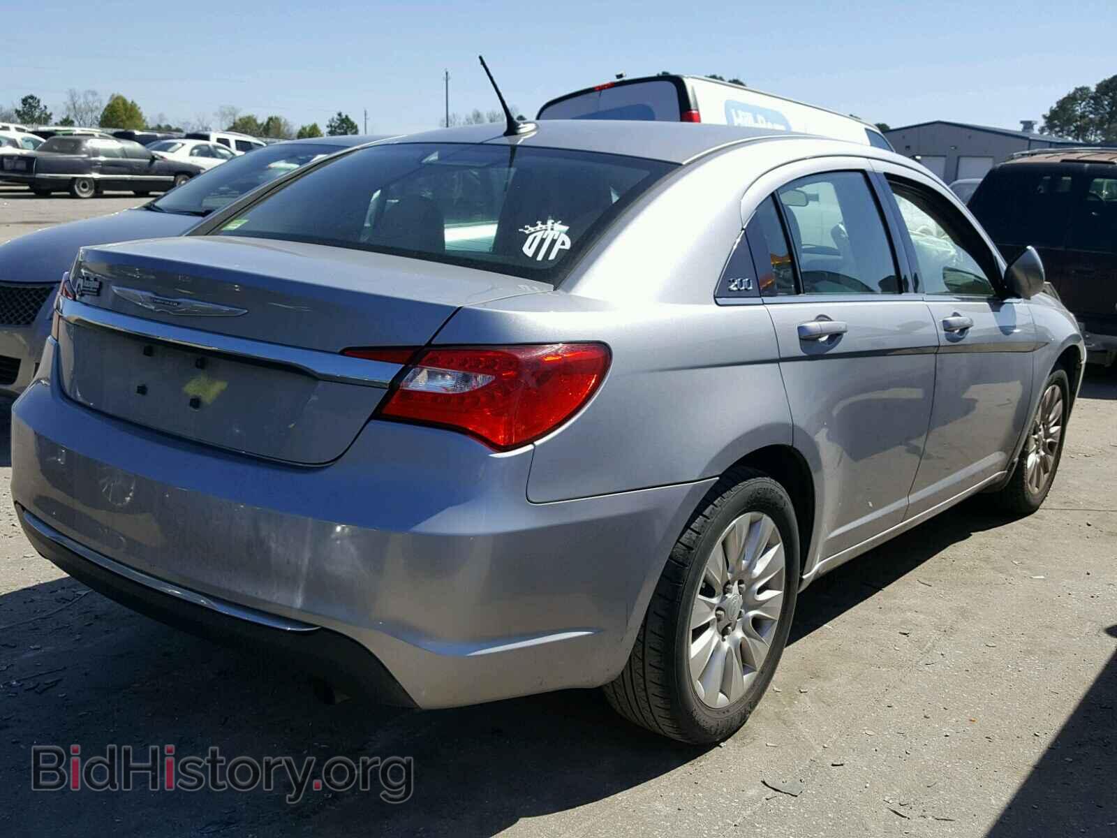 2013 CHRYSLER 200 - VIN: 1C3CCBAB3DN685981 - Фото 4