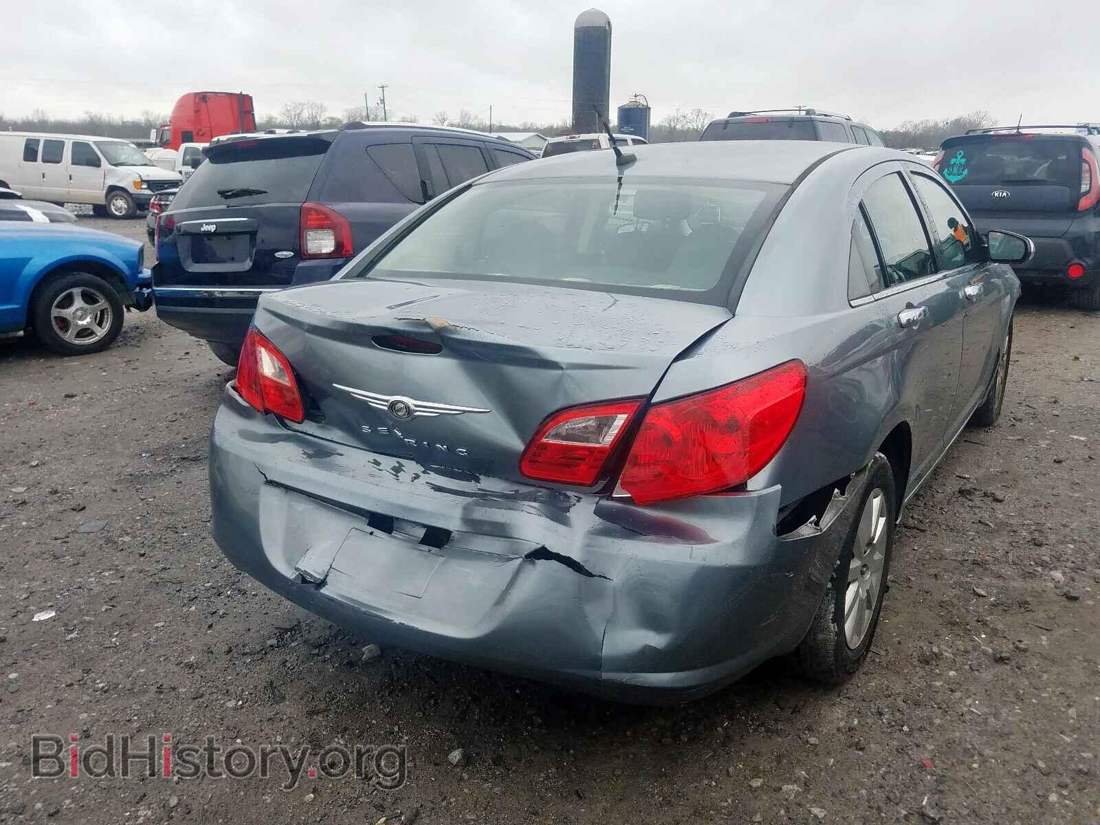 2010 CHRYSLER SEBRING - VIN: 1C3CC4FBXAN213986 - Фото 4