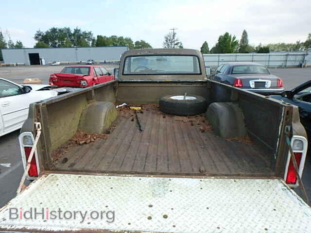 1970 GMC C/K/R2500 - VIN: CE234ZZ51738 - Фото 6
