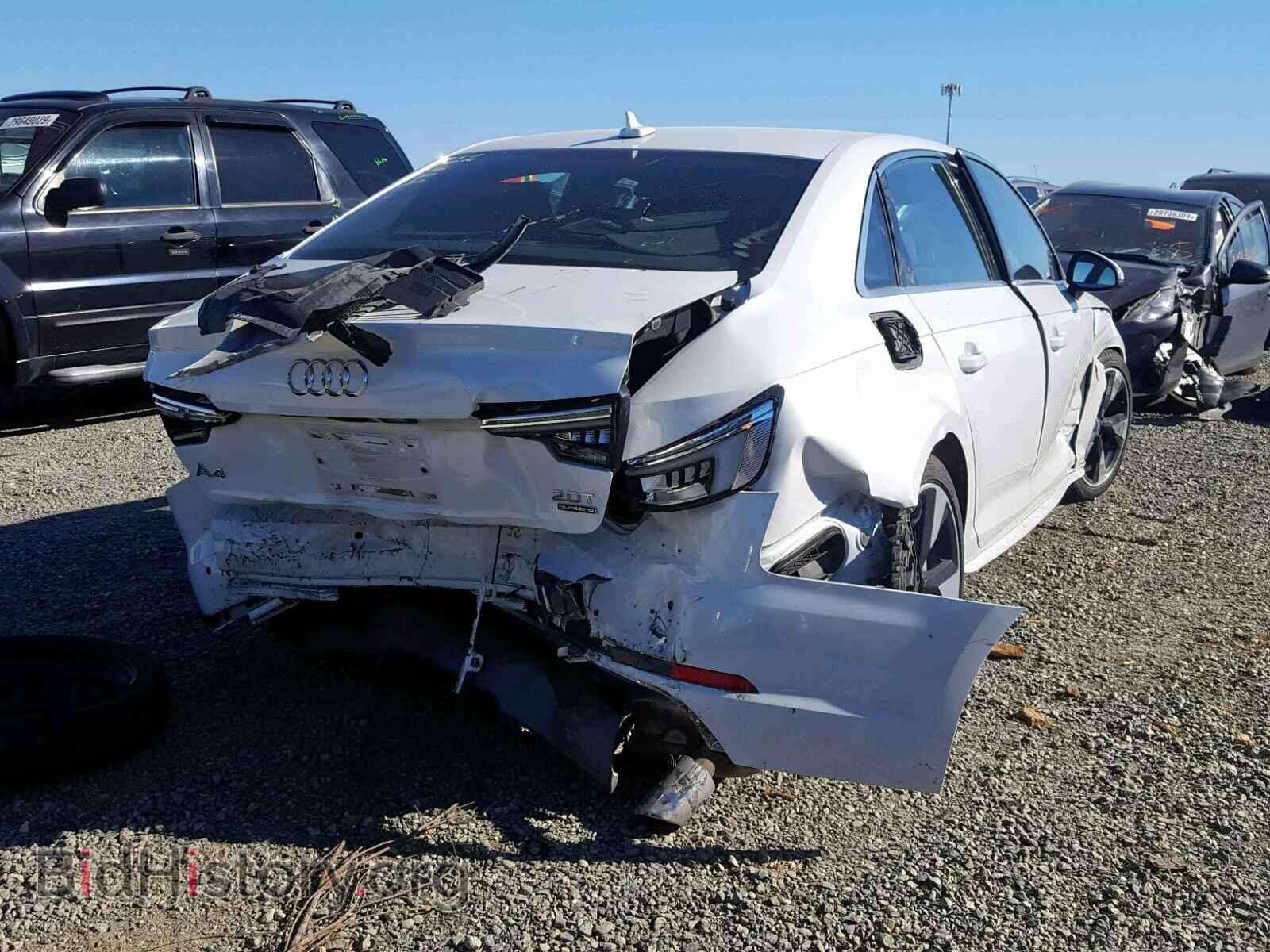 2017 AUDI A4 - VIN: WAUENAF48HN019169 - Фото 4