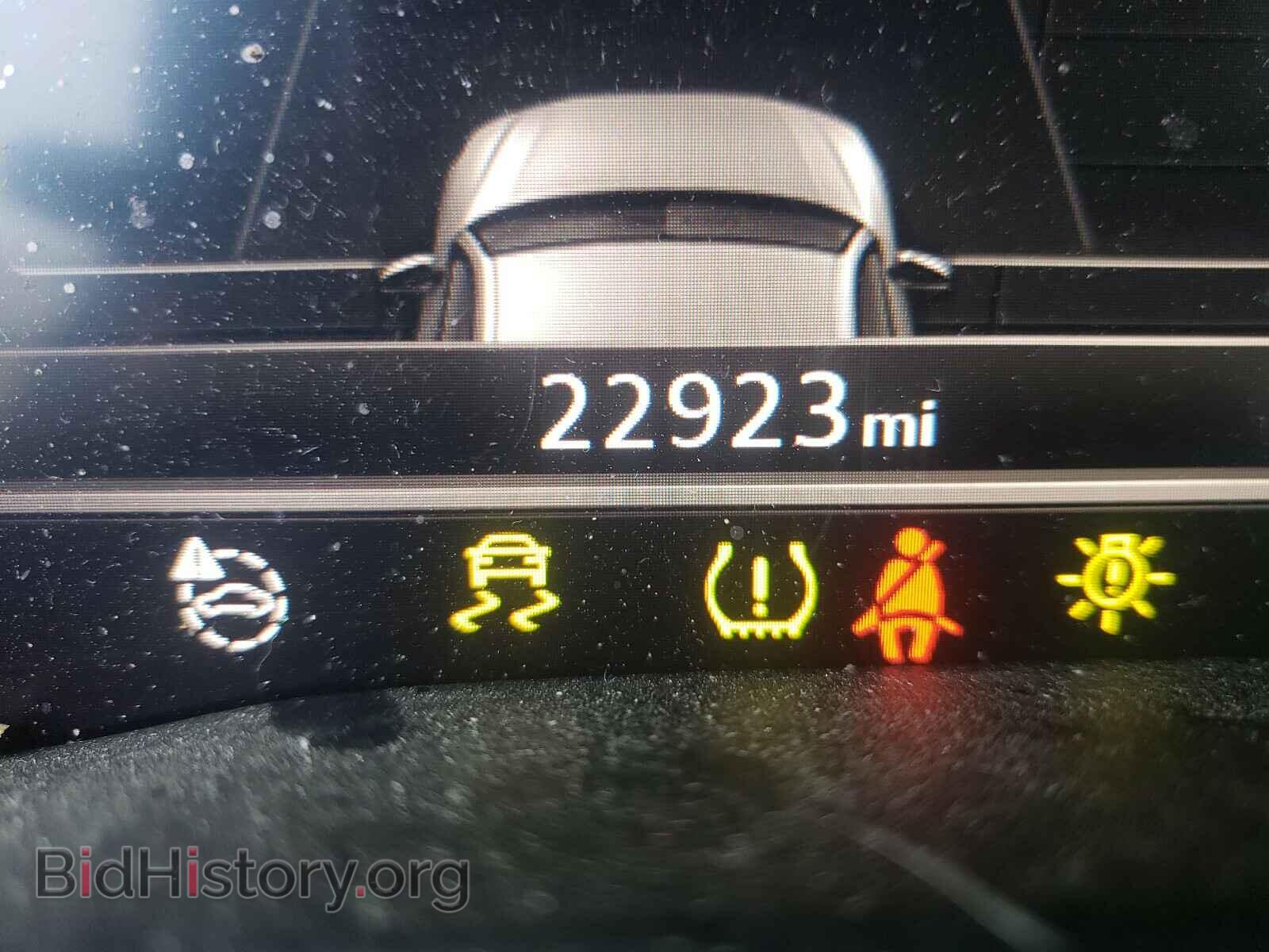 2017 AUDI A4 - VIN: WAUDNAF42HN056942 - Photo 8