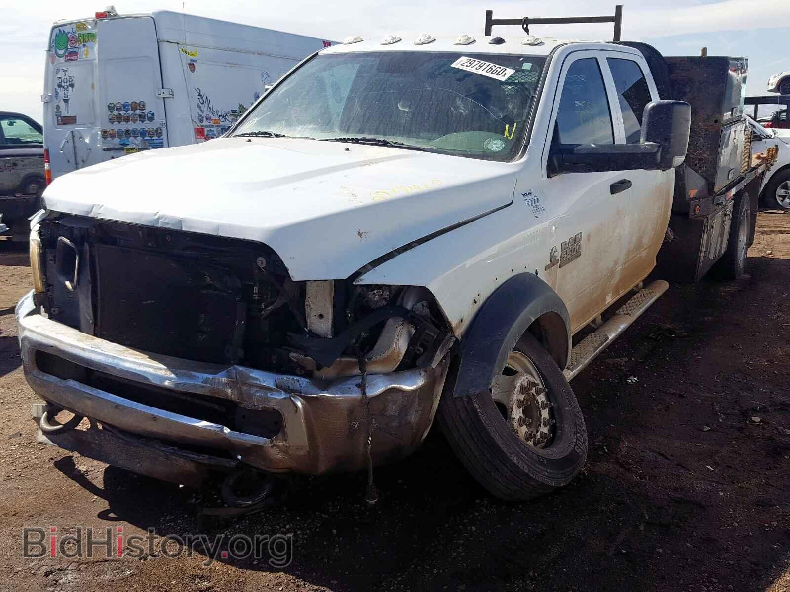 2016 RAM 5500 - VIN: 3C7WRNFL5GG217776 - Фото 2