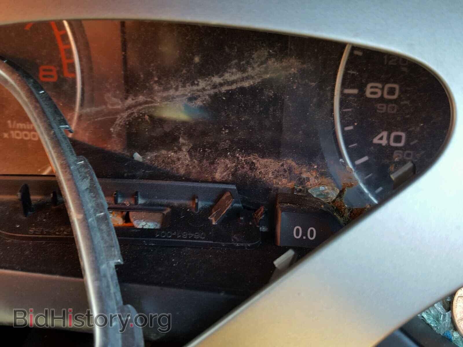 2011 AUDI A4 - VIN: WAUBFAFL3BN036055 - Фото 8