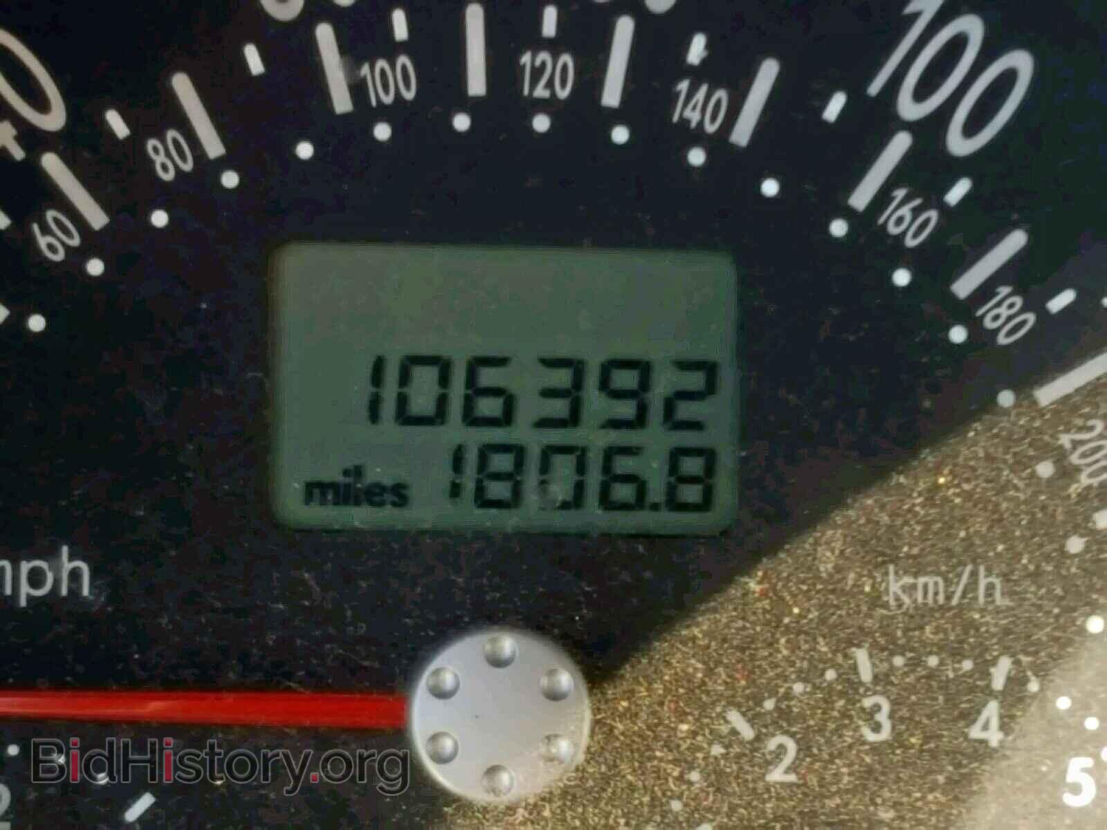 2000 VOLKSWAGEN BEETLE - VIN: 3VWCC21C8YM402119 - Фото 8