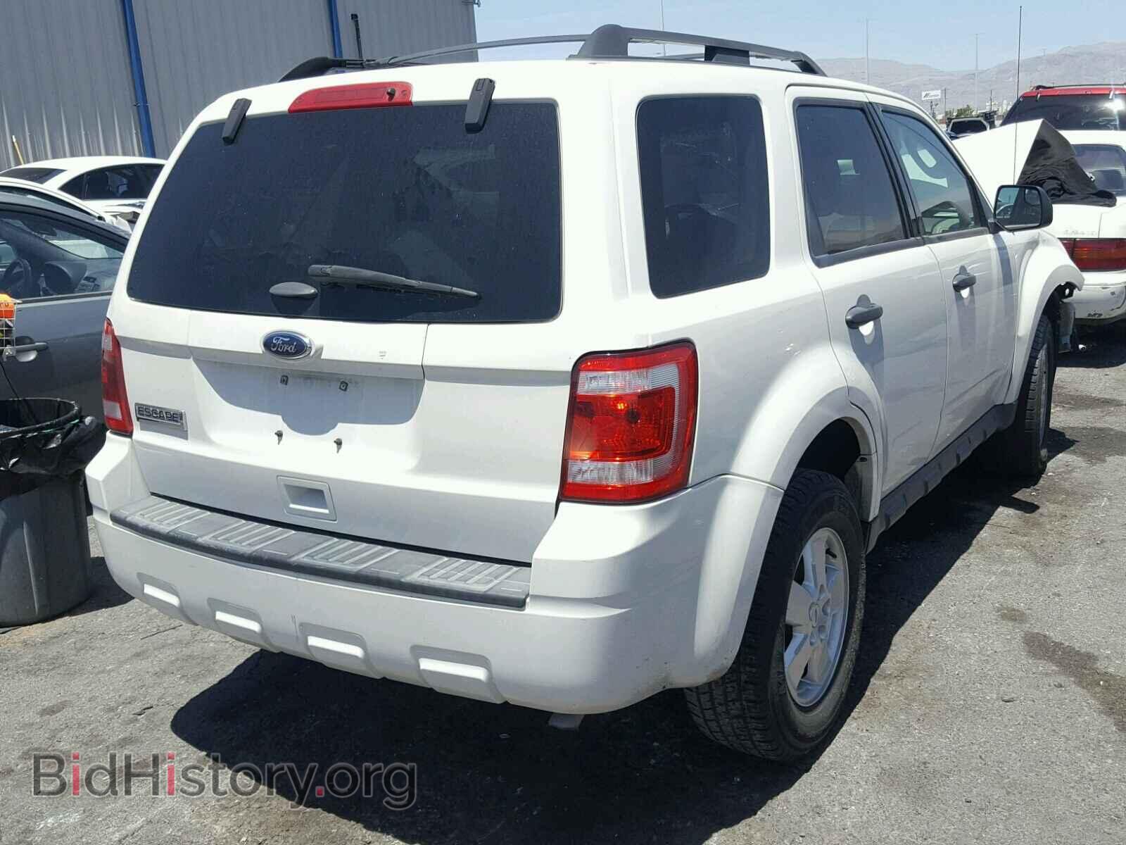 2011 FORD ESCAPE - VIN: B34840 - Photo 4