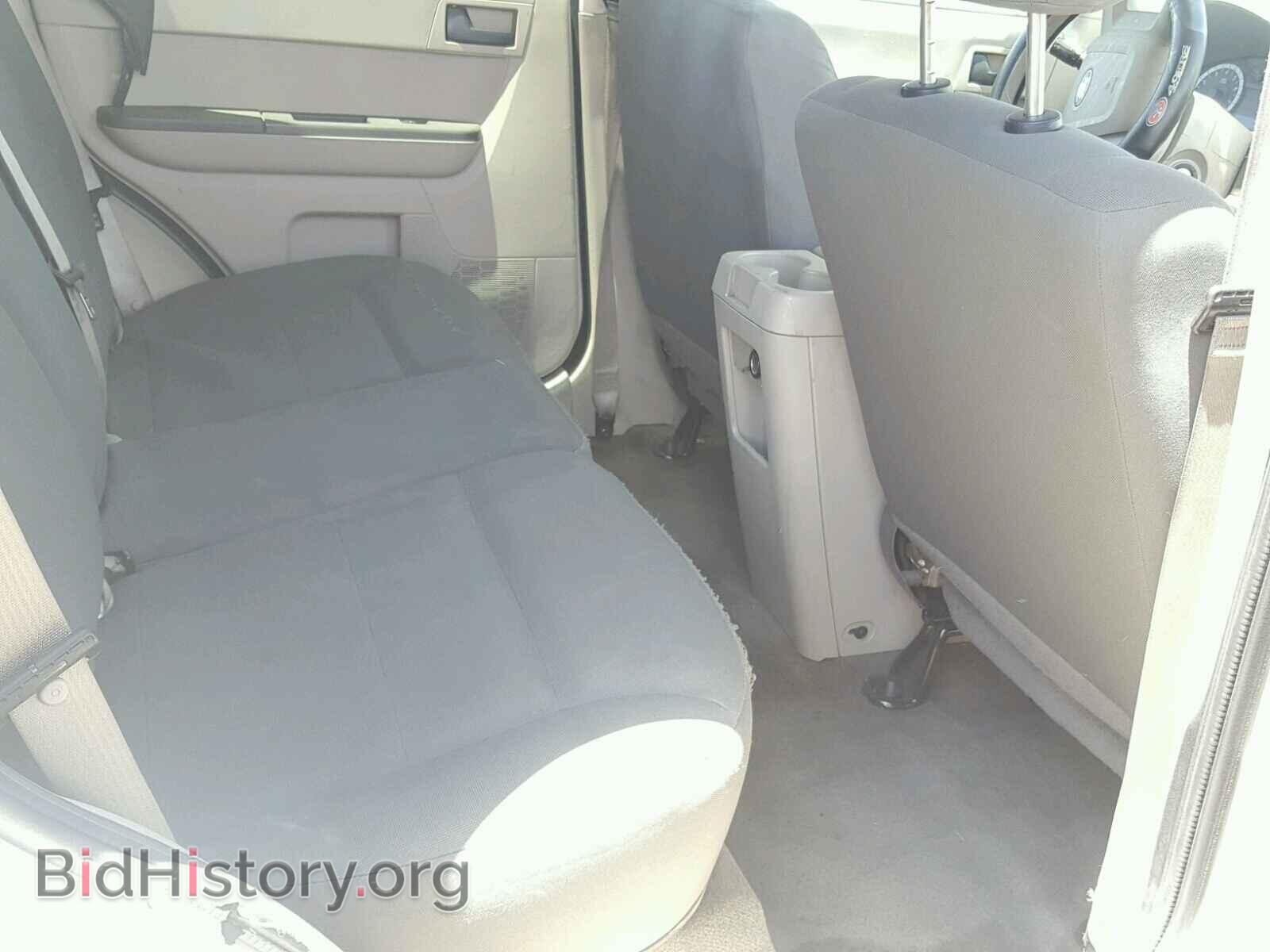 2011 FORD ESCAPE - VIN: B34840 - Photo 6