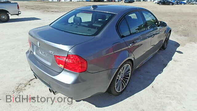 2011 BMW M3 - VIN: WBSPM9C52BE698897 - Фото 4
