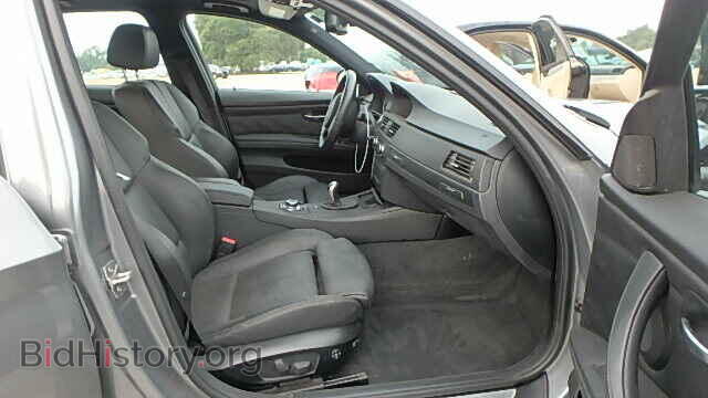 2011 BMW M3 - VIN: WBSPM9C52BE698897 - Фото 5