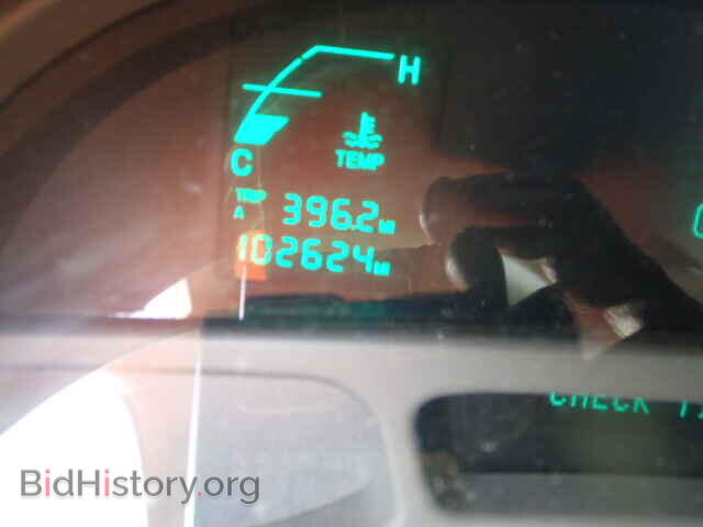 2004 CADILLAC DEVILLE - VIN: 1G6KD54Y44U105247 - Photo 8
