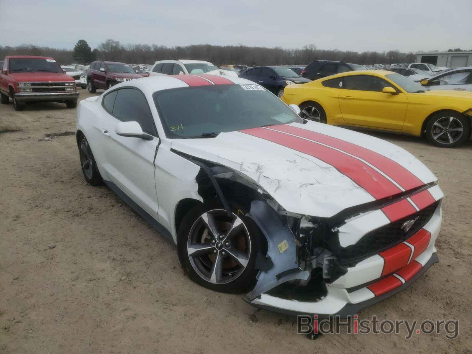 Photo 1FA6P8AM1F5304977 - FORD MUSTANG 2015