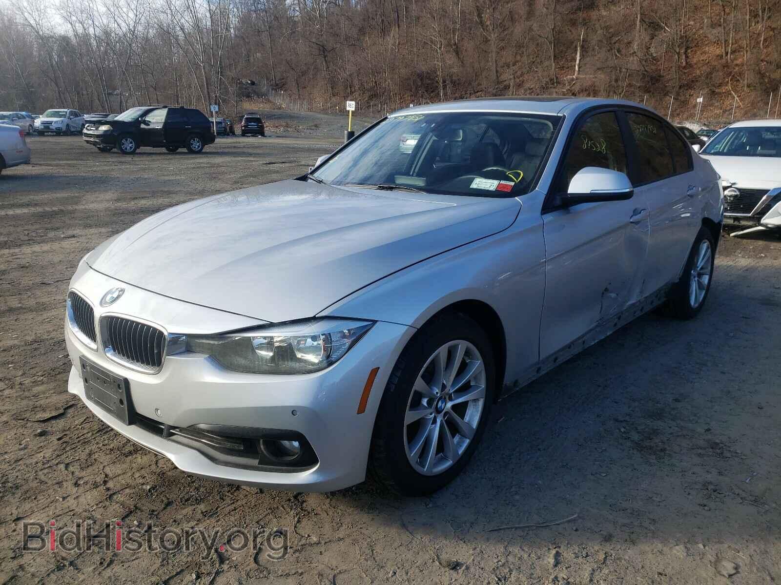 2016 BMW 3 SERIES - VIN: WBA8E5G53GNU20705 - Фото 2
