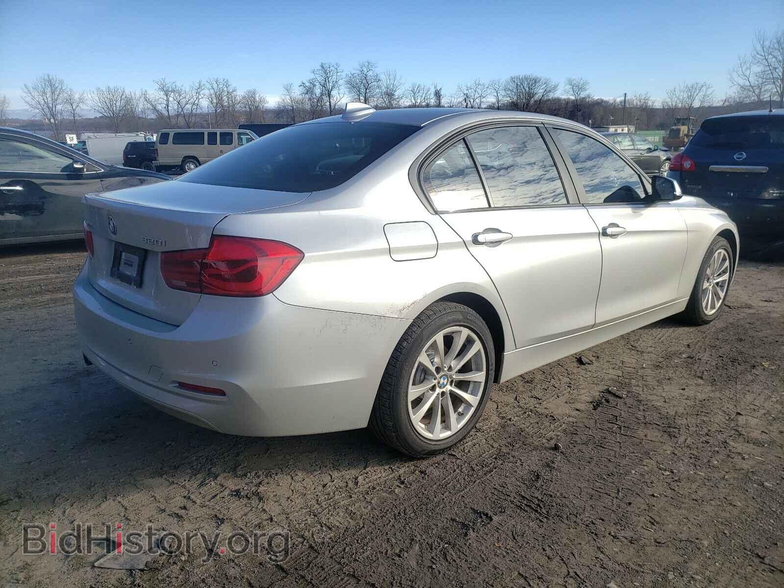 2016 BMW 3 SERIES - VIN: WBA8E5G53GNU20705 - Фото 4