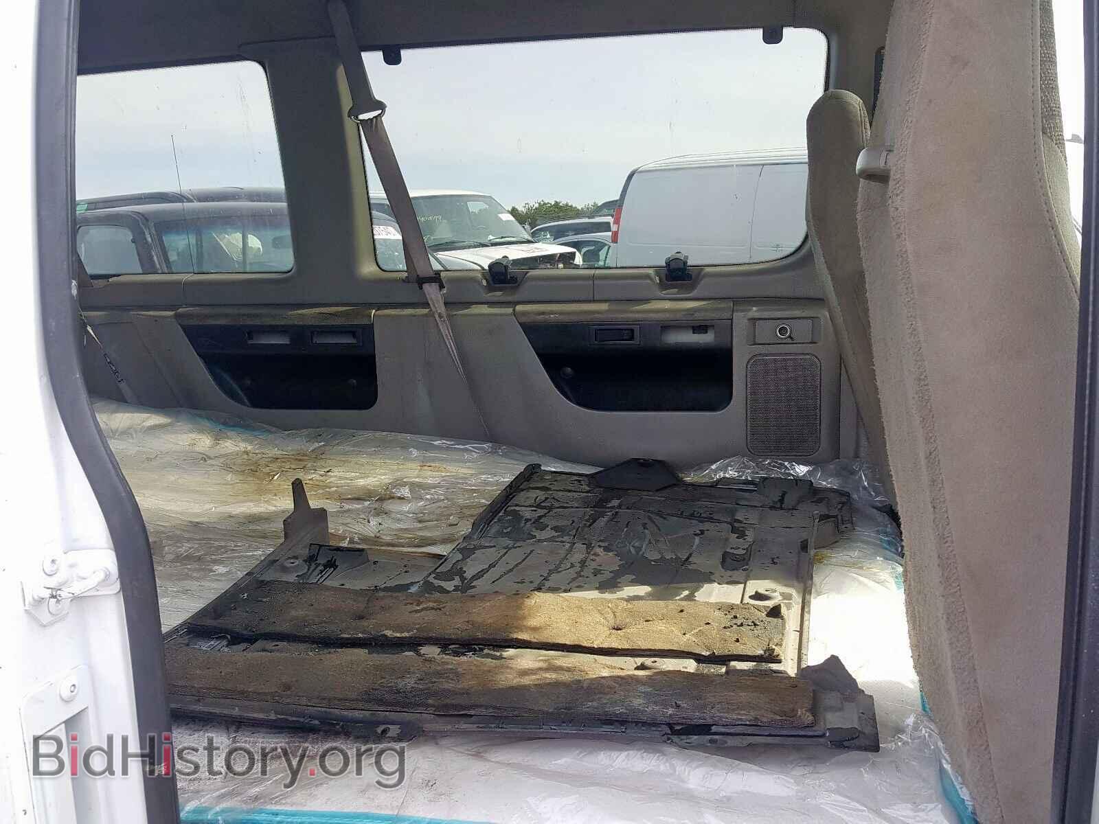 2002 FORD ECONOLINE - VIN: 1FBSS31LX2HA48112 - Photo 6