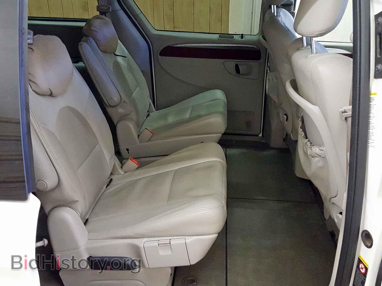 2005 CHRYSLER MINIVAN - VIN: 2C8GP64LX5R499421 - Фото 6