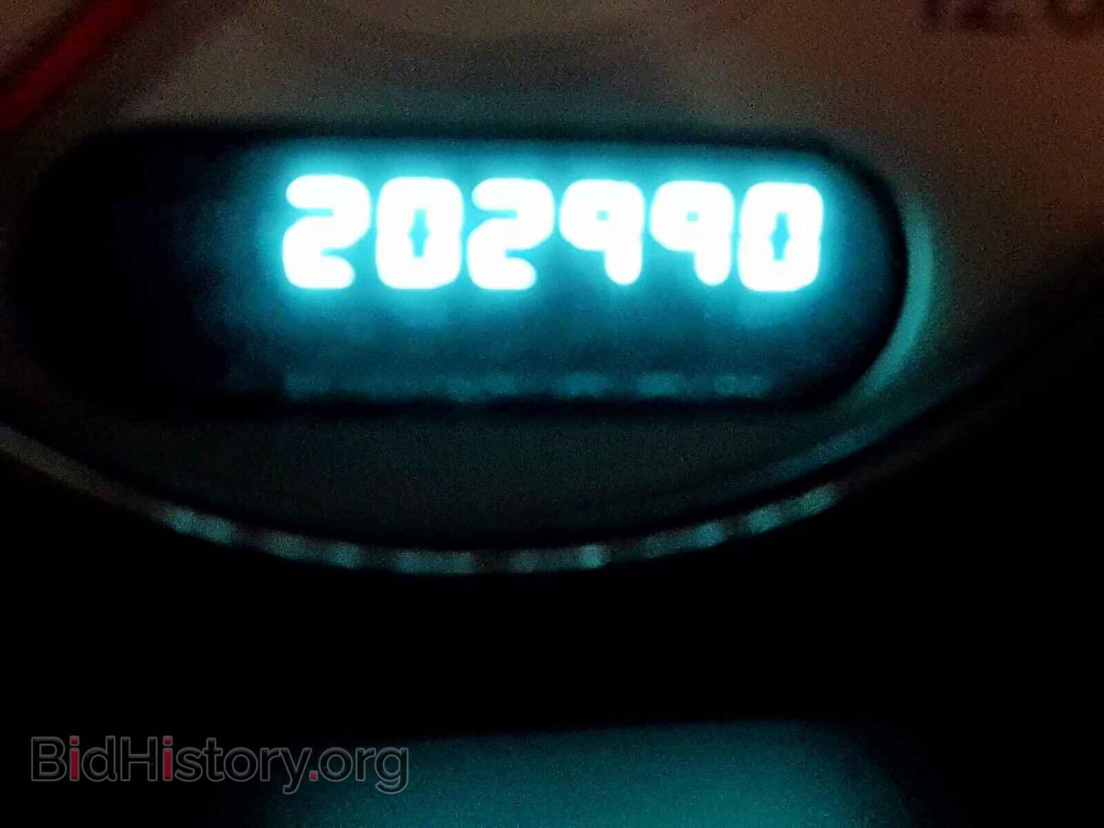 2005 CHRYSLER MINIVAN - VIN: 2C8GP64LX5R499421 - Фото 8