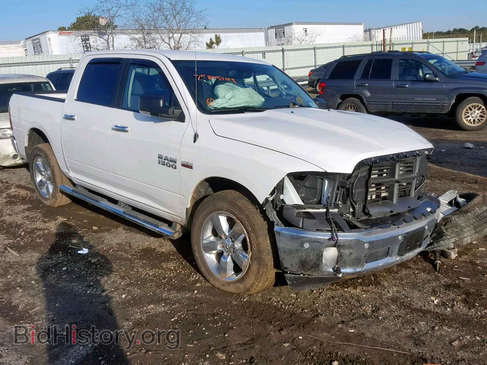 Photo 1C6RR7LT1JS335356 - RAM 1500 SLT 2018
