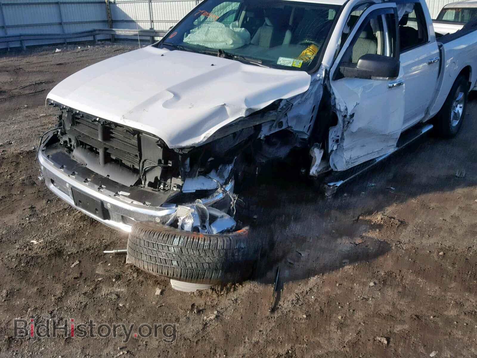 2018 RAM 1500 SLT - VIN: 1C6RR7LT1JS335356 - Фото 2