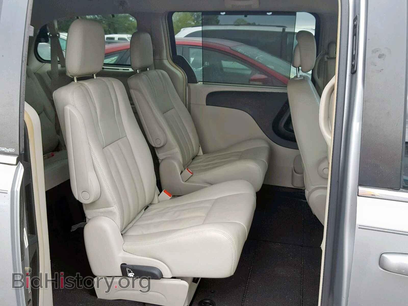 2013 CHRYSLER TOWN & COU - VIN: 2C4RC1BGXDR777358 - Фото 6