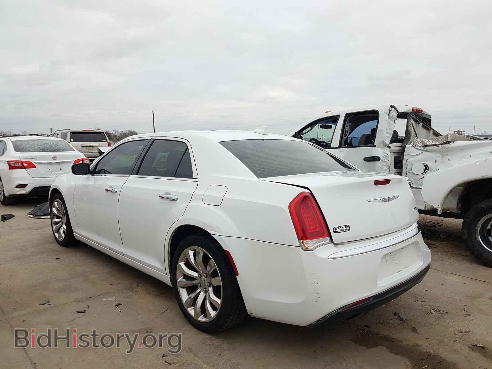 2016 CHRYSLER 300 - VIN: 2C3CCAET3GH130331 - Фото 3