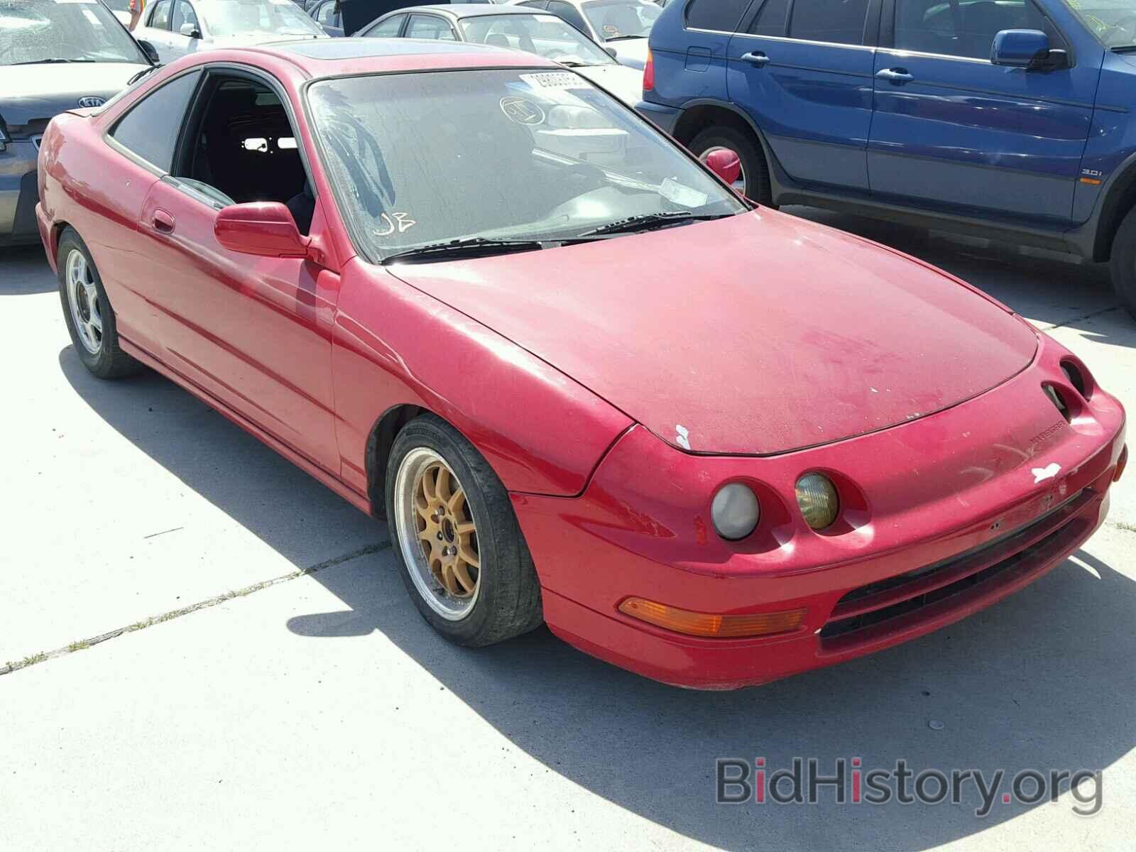 Report JH4DC4356VS000067 ACURA INTEGRA 1997 RED GAS price and damage