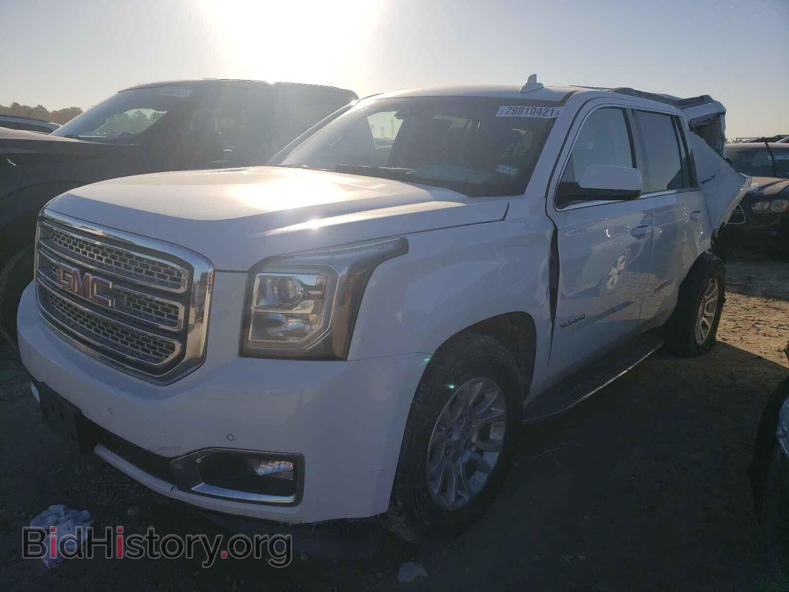 2017 GMC YUKON - VIN: 1GKS1BKC0HR160822 - Фото 2