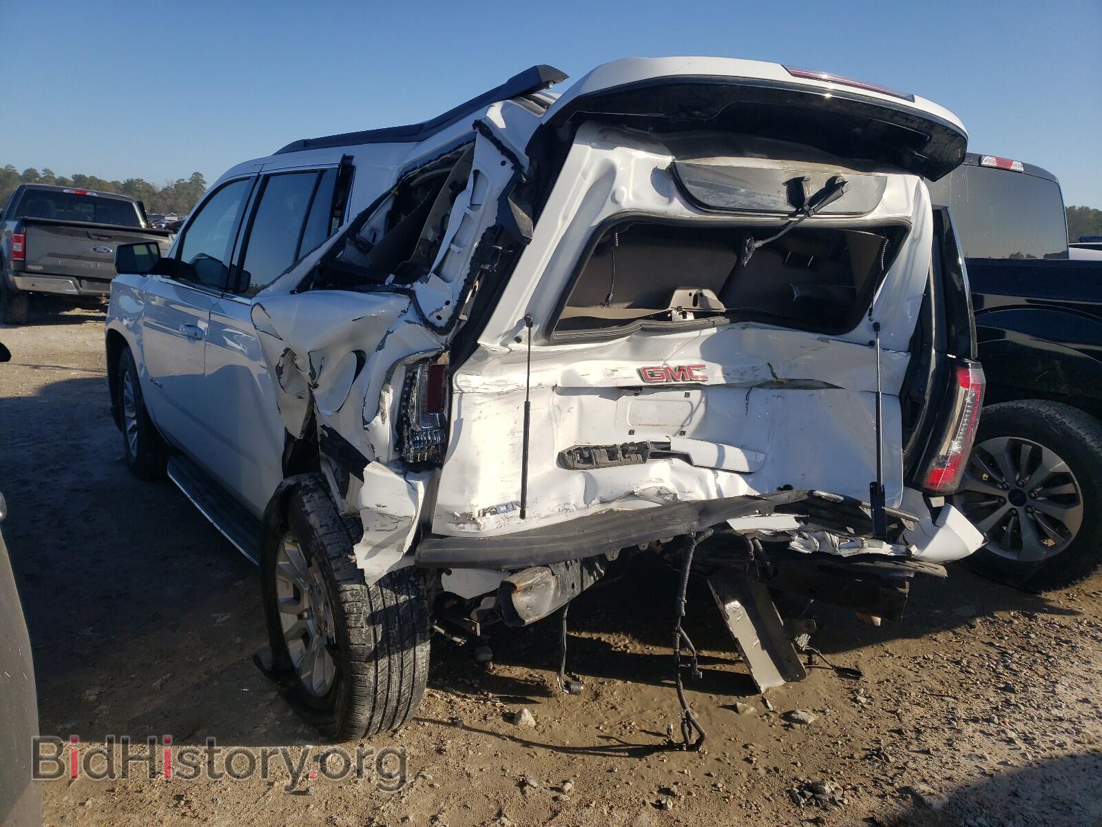 2017 GMC YUKON - VIN: 1GKS1BKC0HR160822 - Фото 3