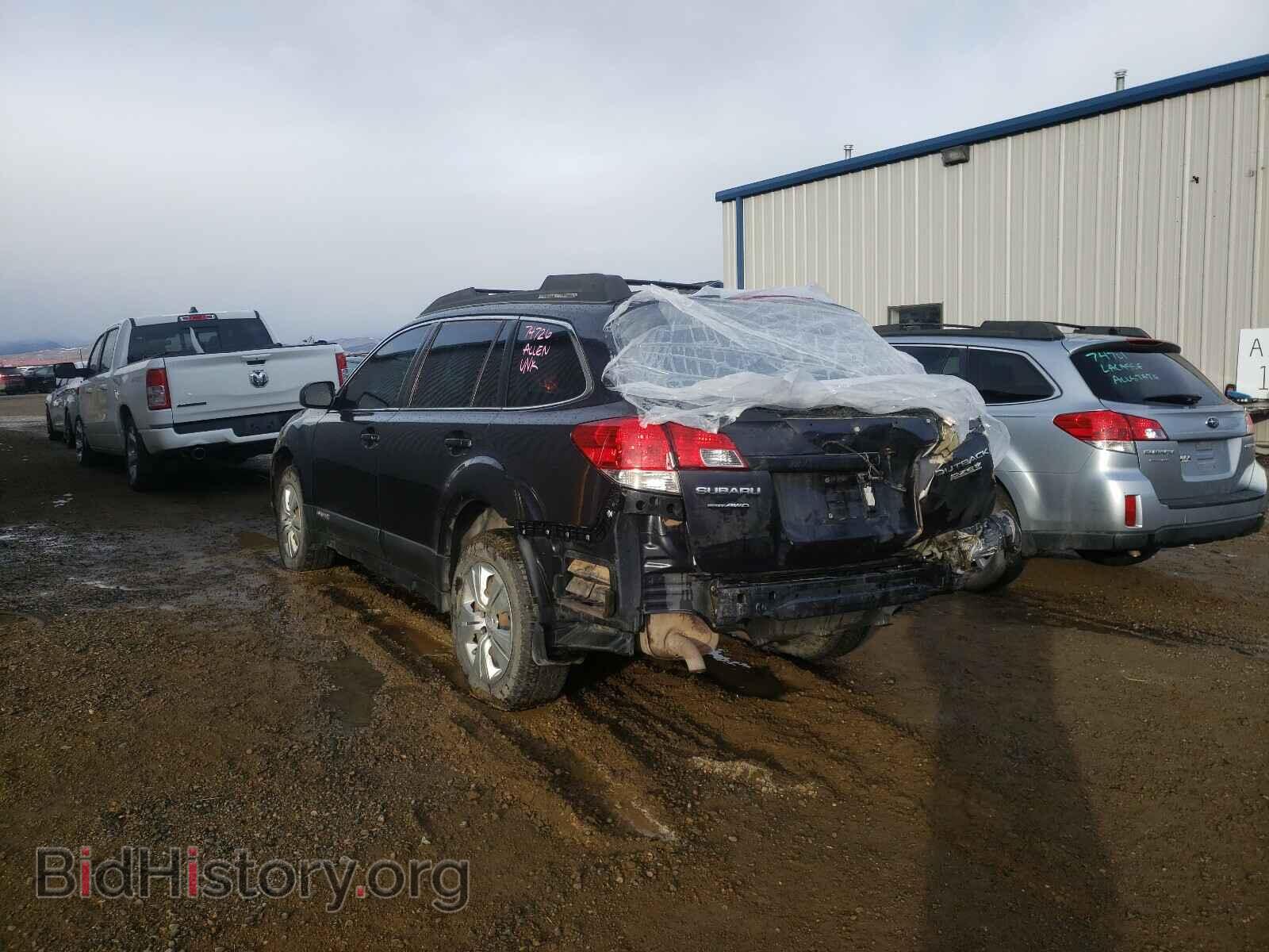 2011 SUBARU OUTBACK - VIN: 4S4BRBAC7B1310402 - Photo 3