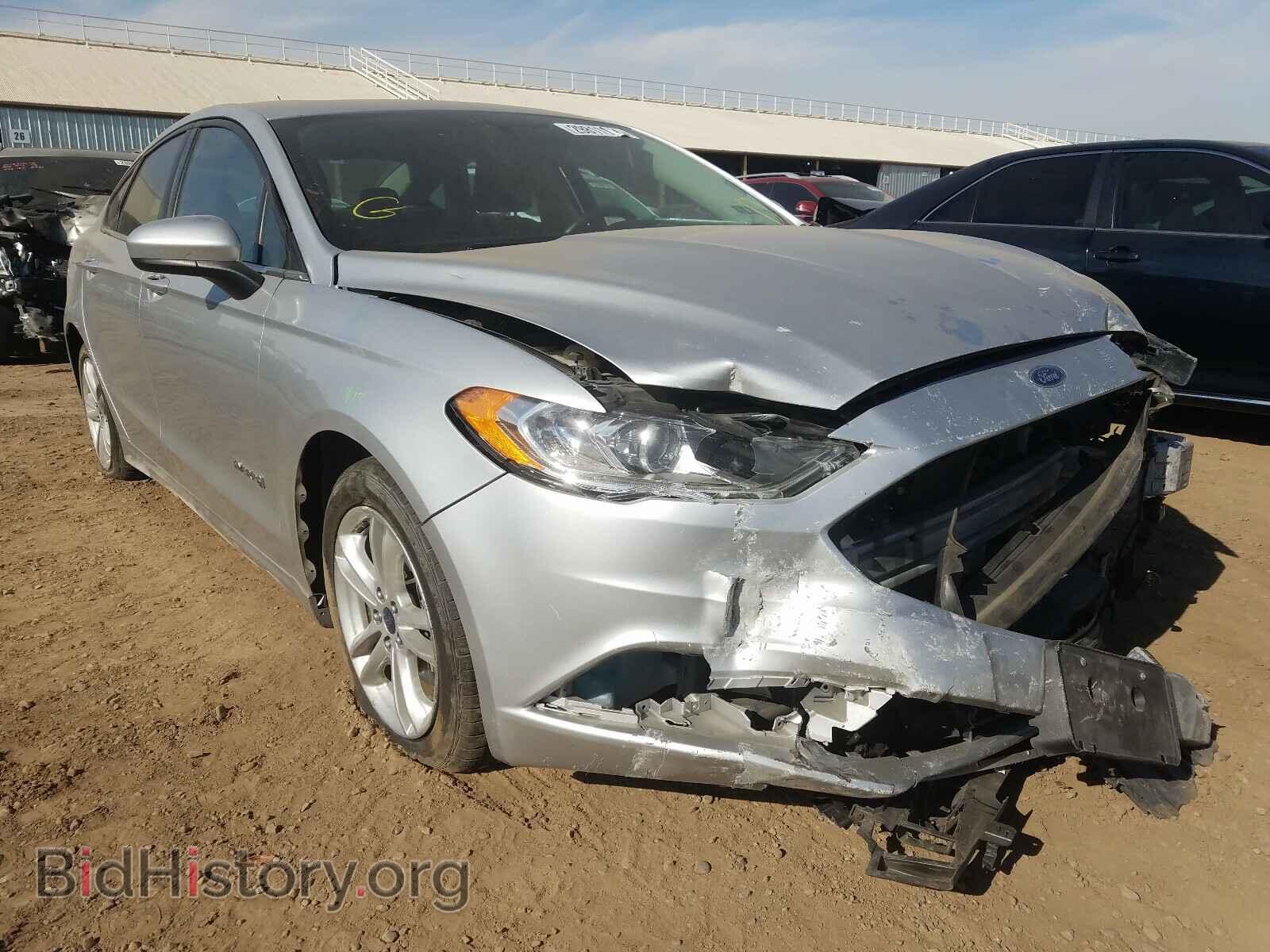 Photo 3FA6P0LU7JR169931 - FORD FUSION 2018