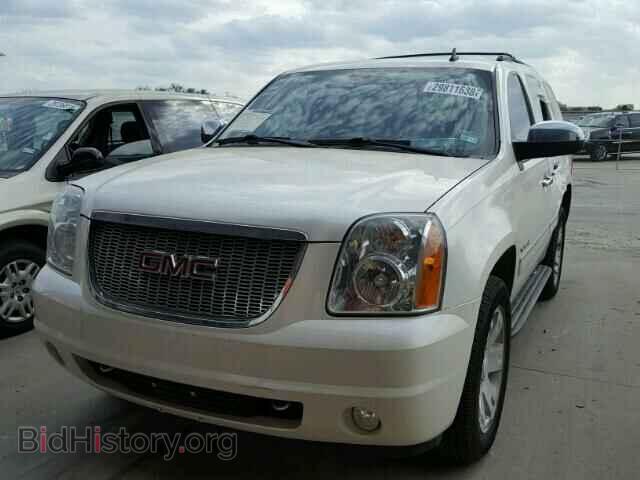 2011 GMC YUKON - VIN: 1GKS2CE08BR100198 - Фото 2