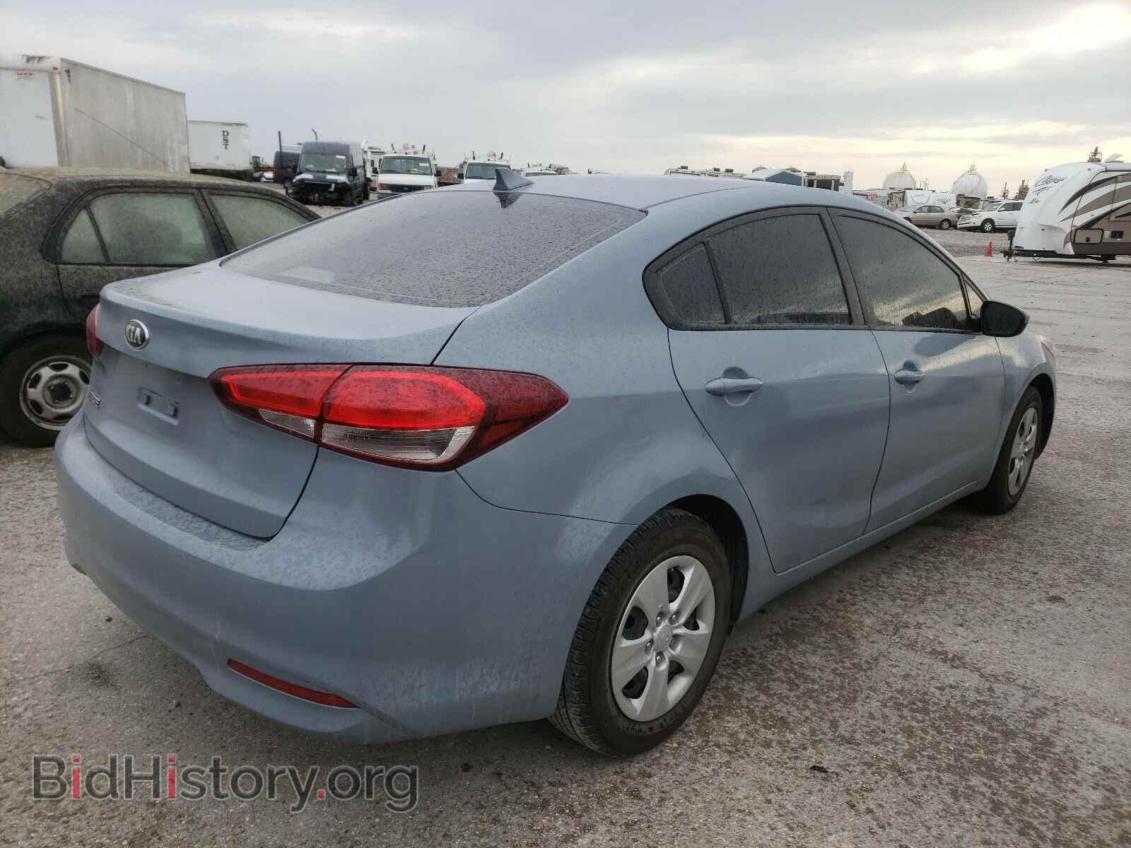 2017 KIA FORTE - VIN: 3KPFK4A76HE058558 - Фото 4