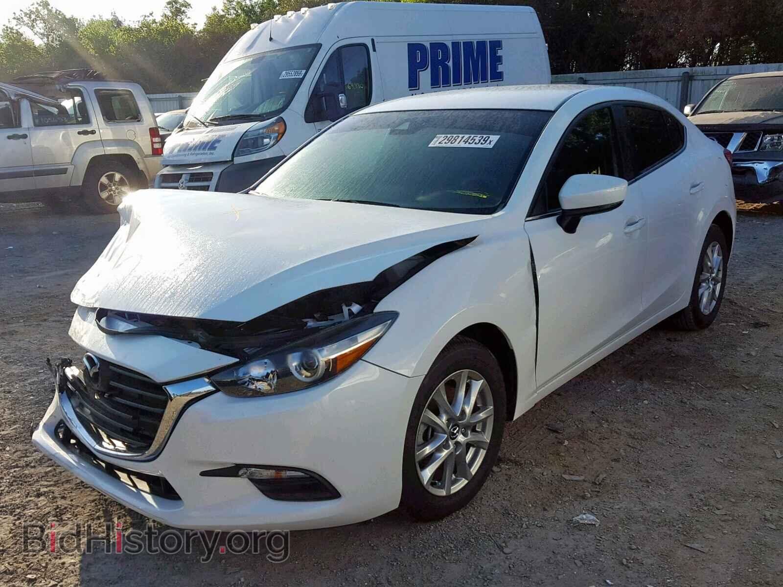 2018 MAZDA 3 - VIN: 3MZBN1U73JM229968 - Фото 2