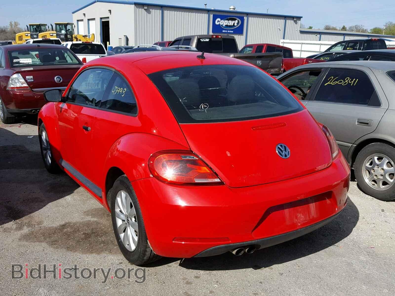 2013 VOLKSWAGEN BEETLE - VIN: 3VWFX7AT3DM604195 - Фото 3