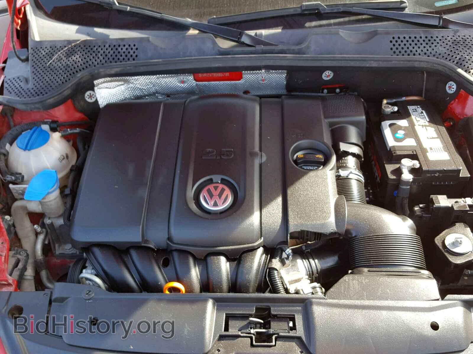 2013 VOLKSWAGEN BEETLE - VIN: 3VWFX7AT3DM604195 - Фото 7