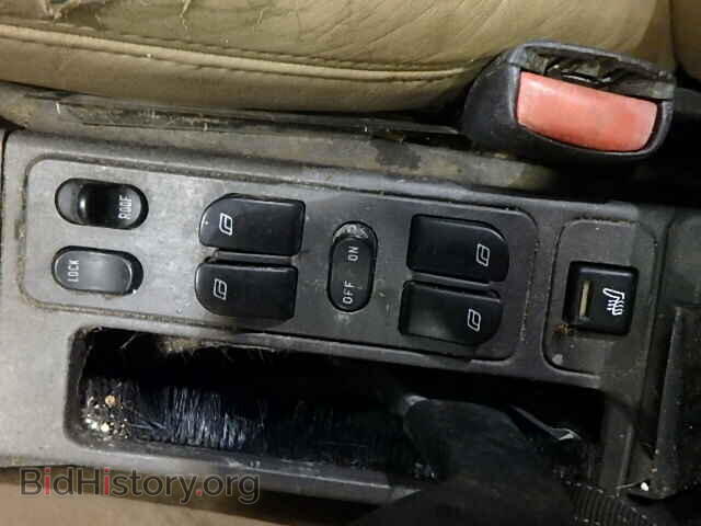 2000 SAAB 9 3 - VIN: YS3DF55K9Y2031280 - Photo 9