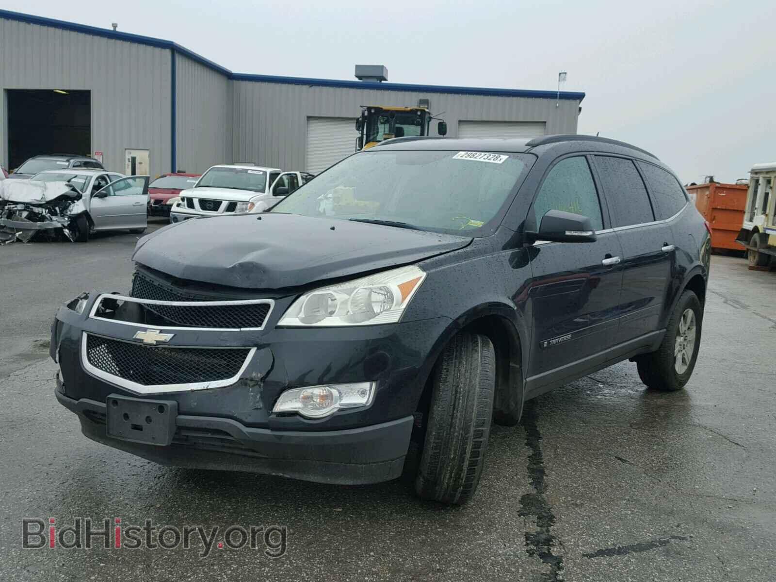 2009 CHEVROLET TRAVERSE - VIN: 1GNER23D59S176251 - Фото 2