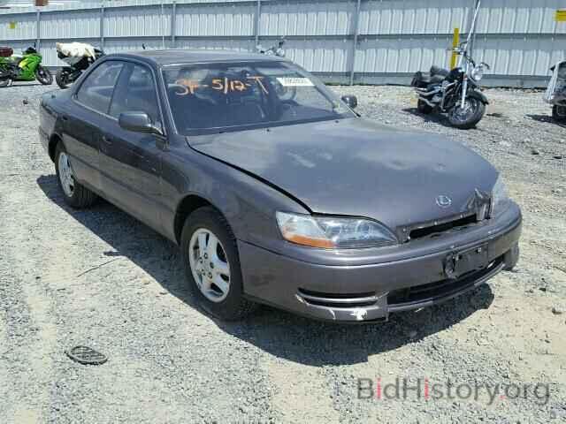 Photo JT8BF12G1T0156428 - LEXUS ES300 1996