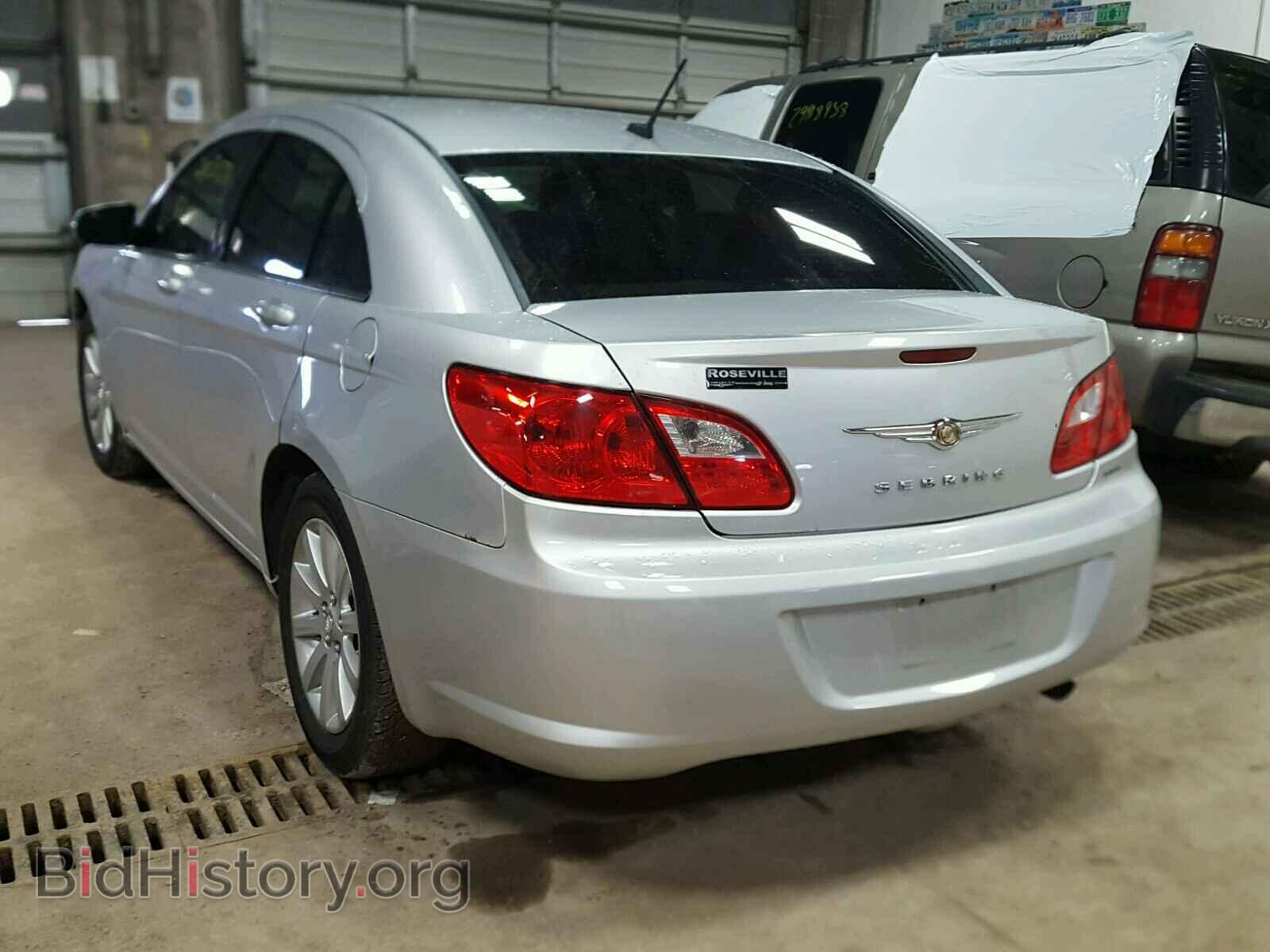 2010 CHRYSLER SEBRING - VIN: 1C3CC5FB8AN192903 - Фото 3