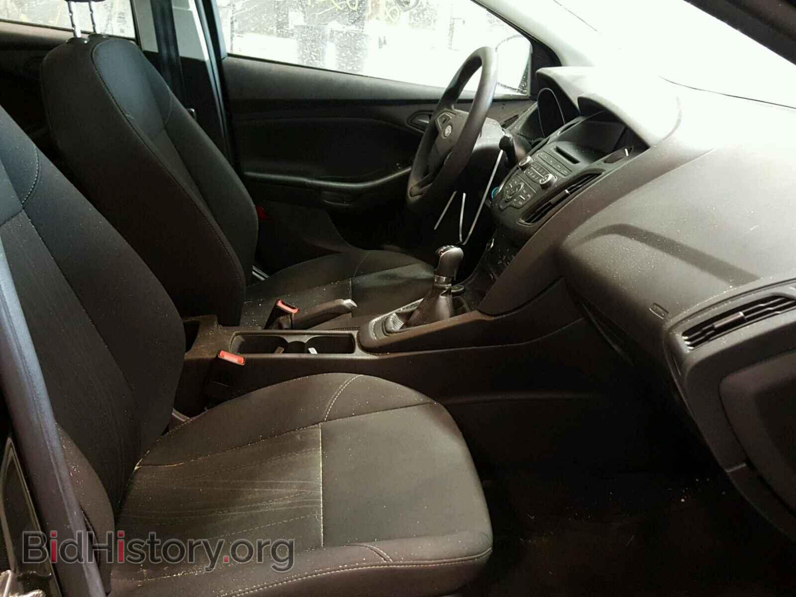 2017 FORD FOCUS - VIN: 1FADP3E2XHL218696 - Photo 5