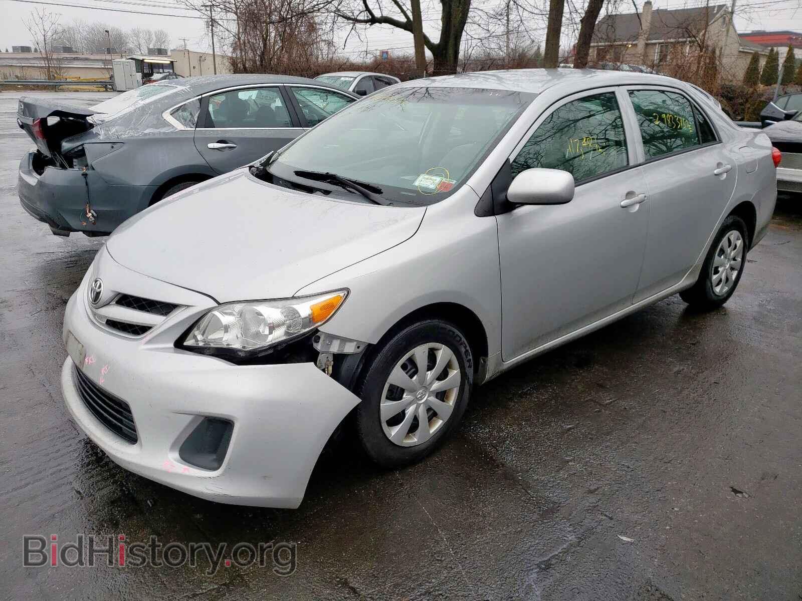 2013 TOYOTA COROLLA BA - VIN: 2T1BU4EE9DC944884 - Фото 2