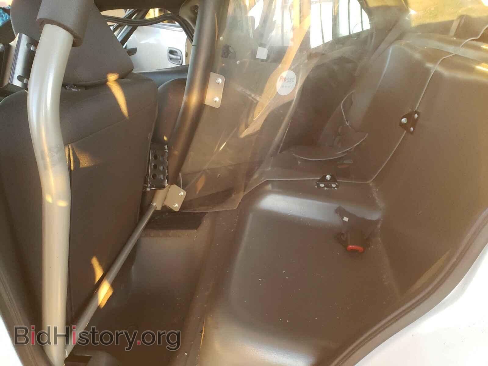 2010 FORD CROWN VIC - VIN: 2FABP7BV8AX118439 - Фото 6
