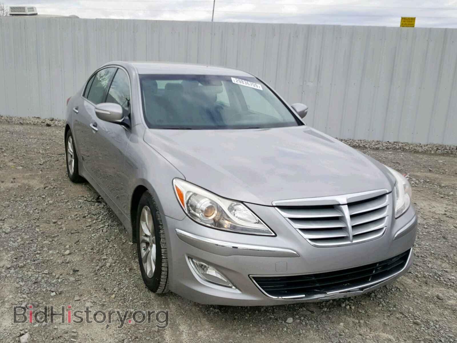Фотография  - HYUNDAI GENESIS 2013