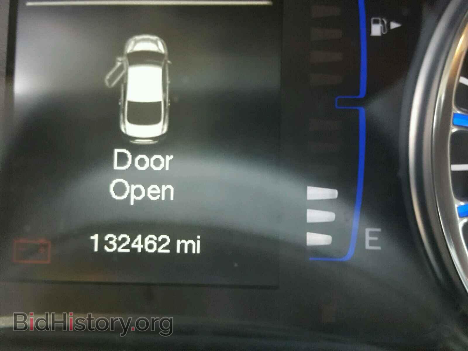 2015 CHRYSLER 200 - VIN: 1C3CCCAB4FN685397 - Фото 8